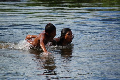 Tomar Agua Nos Da Vida Tomar Conciencia Nos Dar Agua Flickr