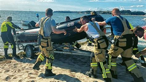 Fehlalarm Schwimmring L St Gro Einsatz Aus