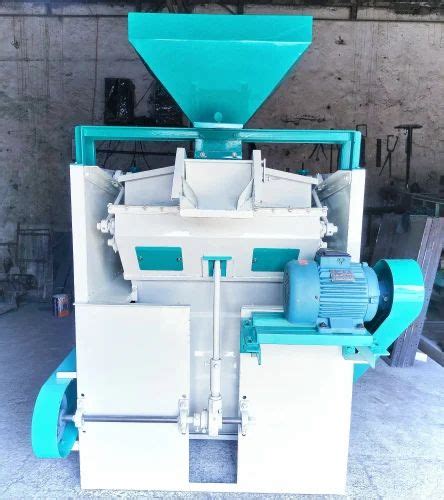 Semi Automatic Powder Coated Hp Wheat Cleaning Machine Kg Hr At