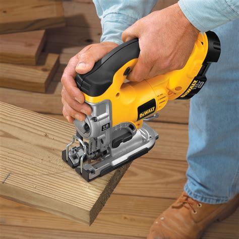 Dewalt 18 Volt Variable Speed Keyless Cordless Jigsaw Battery Included