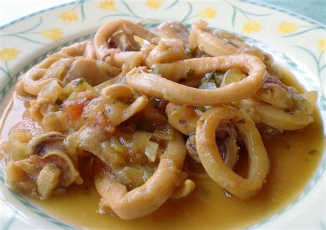 Calamares En Salsa Con Vino Receta De Gloria Cookpad