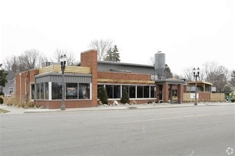 2101 E Michigan Ave Lansing Mi 48912 Retail For Lease Loopnet