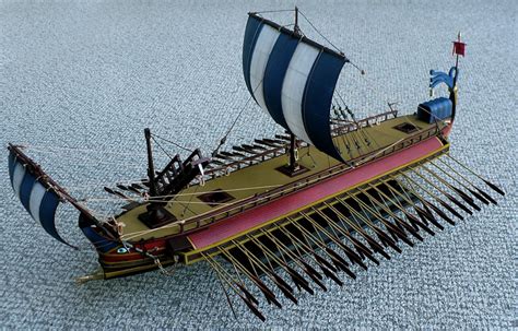 The Great Canadian Model Builders Web Page!: Roman Trireme