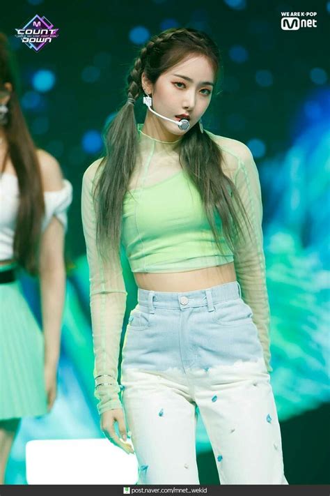 9 Hot Sexy Hwang Eun Bi Bikini Pics