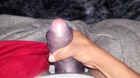 Un Grosso Cazzo Nero Non Circonciso Penetra Un Piccolo Sextoy Onahole