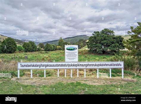 Taumata Hill Hi Res Stock Photography And Images Alamy