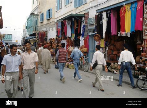 La Vie En Tunisie Banque De Photographies Et Dimages à Haute