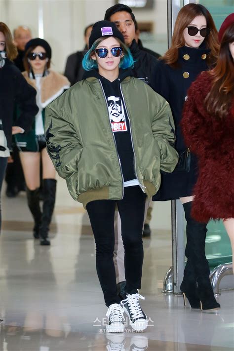 Girls' Generation and TWICE Impress with Their Winter Airport Fashion ...