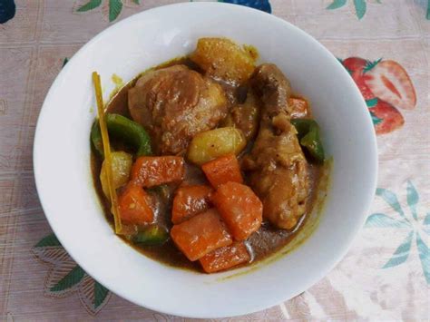 Filipino Chicken Curry Recipe - The Odehlicious