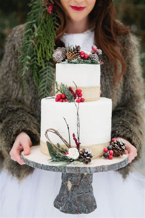 22 Seasonal Wedding Cake Ideas For A Winter Wedding Kake Bryllup