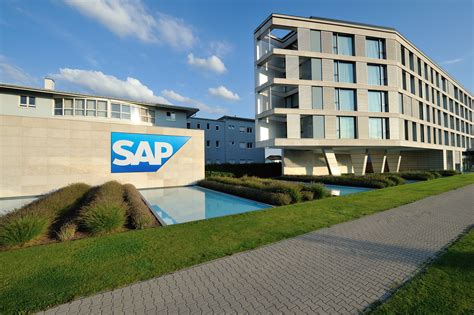 Компания SAP помогает работникам реализовать их карьерный потенциал ...