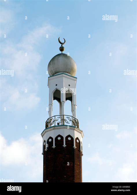 Birmingham West Midlands England Birmingham Central Mosque Minaret