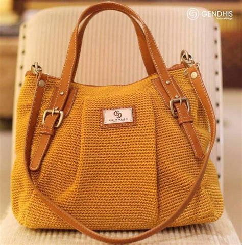 Aulia Alamanda Adl Kullan C N N Crochet Purse And Bag Panosundaki Pin