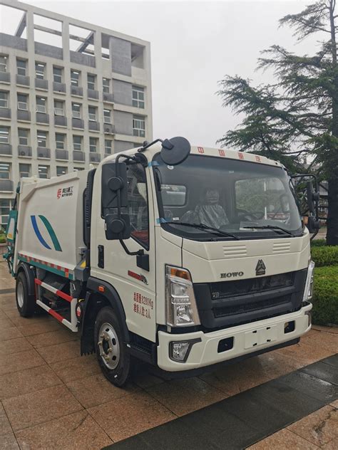 Brand New Sinotruk HOWO 4X2 14 16cbm 10 12tons Used Waste Refuse