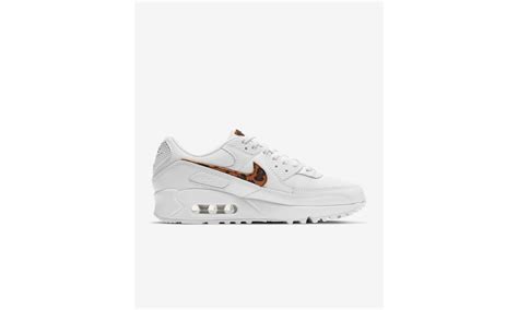 Nike Air Max 90 AX белые купить в Москве.