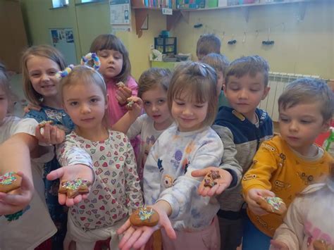 Przygotowania do Świąt Bożego Narodzenia Oddziały Przedszkolne przy