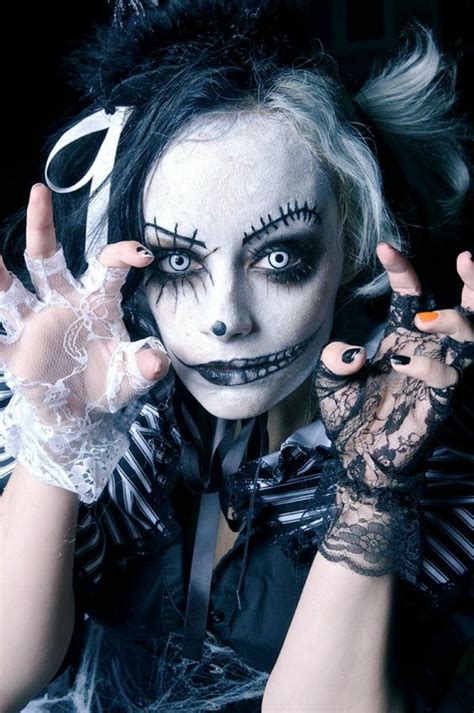 Creepy Halloween Makeup Ideas For Women To Try Flawssy