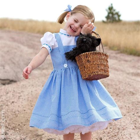 Easy Diy Dorothy Costume Ideas For Humble Girl Look Julie Ann Art