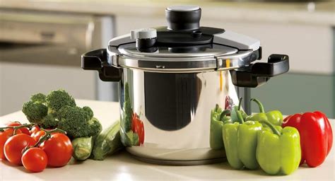 Top 3 Extra Large Pressure Cookers With Exact Sizes And Currentyear