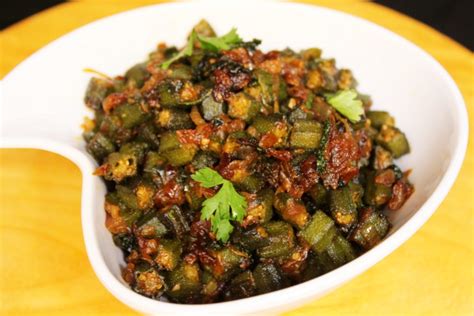 Bhindi Ki Sabji Bhindi Ki Sabzi Yummy Indian Kitchen