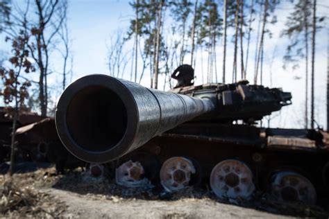 As Russian Tank Losses In Ukraine Pass 9 000 Here S What You Need To Know