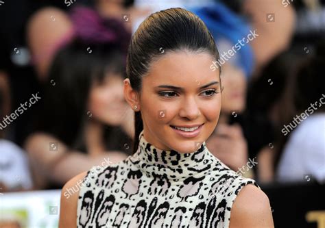 Kendall Jenner Kendall Jenner Arrives World Editorial Stock Photo