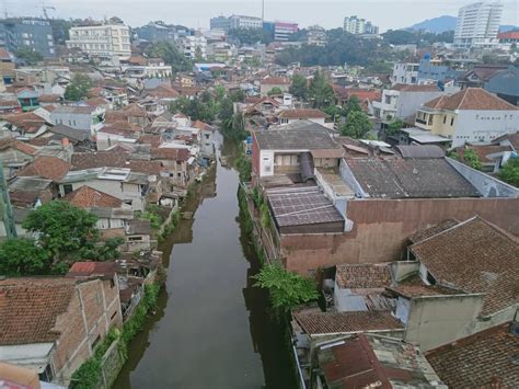 Sungai Cikapundung Dan Limbah Rumah Tangga Telusuri