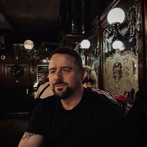 A hero bus and driver save a passenger in a surprising way 40