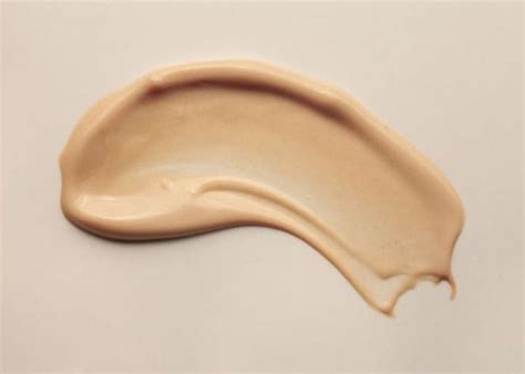 Rekomendasi Tinted Sunscreen Meratakan Warna Kulit Sekaligus Melindungi