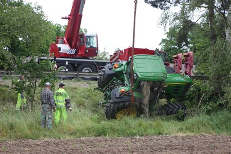 Unfall Trecker Hallo Wochenende