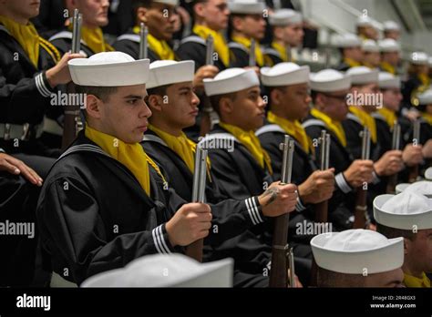 N Ln Mar U S Navy Recruit Training Command