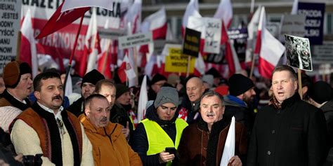 Trwa Wielki Marsz Pis W Warszawie Par Os B Przysz O