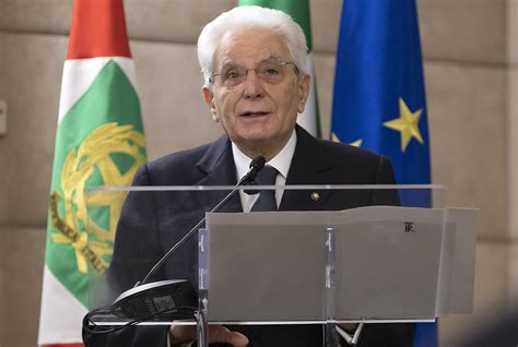 Mattarella L Ue Imprescindibile Per Il Futuro Dell Italia