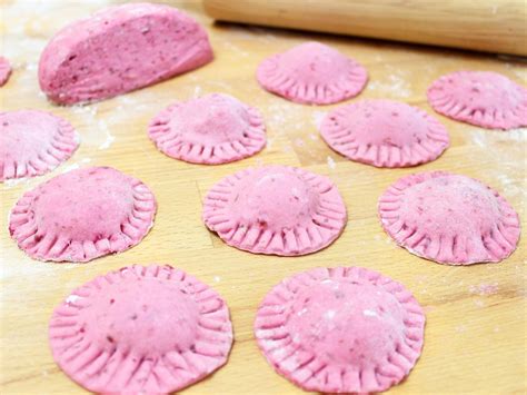 Ricetta Ravioli Di Rapa Rossa Con Ricotta E Spinaci