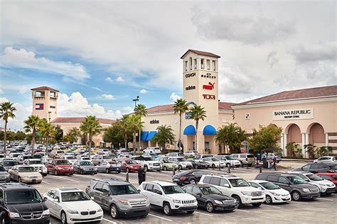 Orlando Premium Outlets Vineland Ave Outlet Mall In Florida