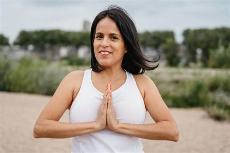 Professeur De Yoga Orléans Sensa Yoga