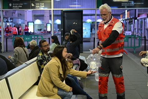 Telex: Készpénz, rádió és mindfulness – hogyan éljünk túl egy tartós