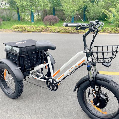 Warehouse Stock Wheel Electric Tricycle Etrike With Large Front And