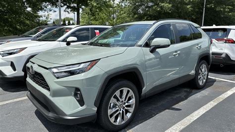 Why Are Toyota RAV4 And RAV4 Hybrid Still So Popular Torque News