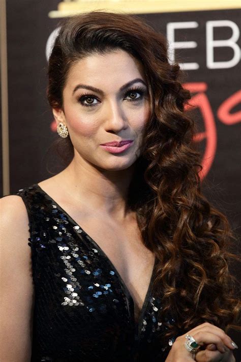 Hot Spicy Photos Of Gauhar Khan The Glamorous Diva Reckon Talk