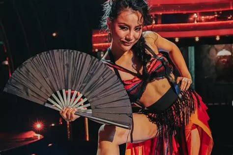 BBC Strictly Come Dancing Pro Dancer Nancy Xu S Love Life With