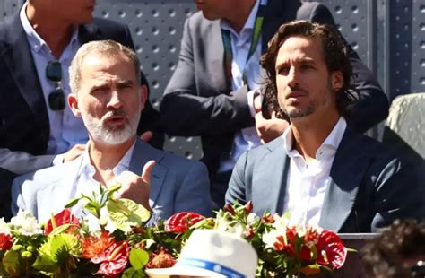 Feliciano Lopez Donne Une Le On Gerald Piqu Personnes