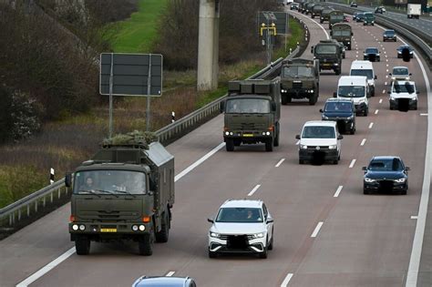 A Milit R Konvois Rollen Tagelang Durch Sachsen Radio Dresden