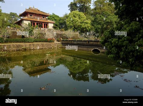 Minh Lau Pavillon Stockfotos Und Bilder Kaufen Alamy