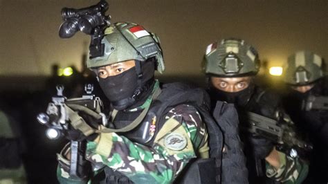 Latihan Operasi Senyap Pasukan Khusus TNI AL