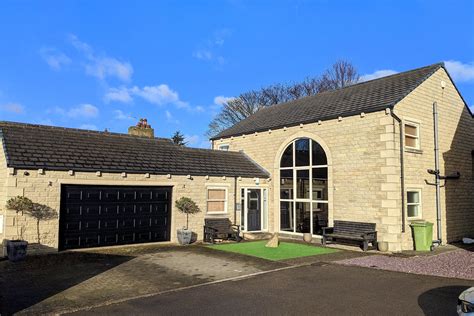 Whitegates Mirfield 4 Bedroom House For Sale In Abbey Close Mirfield