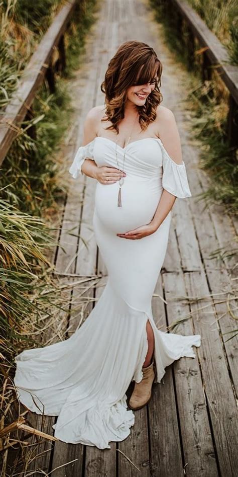 Maternity Wedding Dresses 18 Looks For Moms Faqs Pregnant Wedding