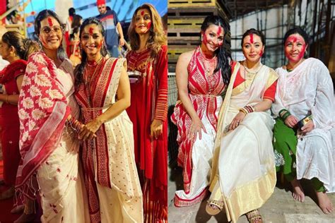 Kajol And Rani Mukerji Turn Bong Beauties For Sindoor Khela