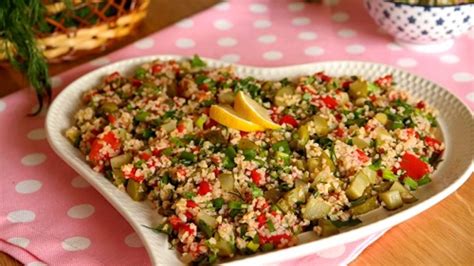 Enfes Bulgur Salatası Tarifi Nefis Yemek Tarifleri