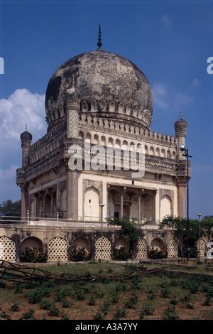 Tomb Of Muhammad Quli Qutb Shah Golconda Near Hyderabad India Stock